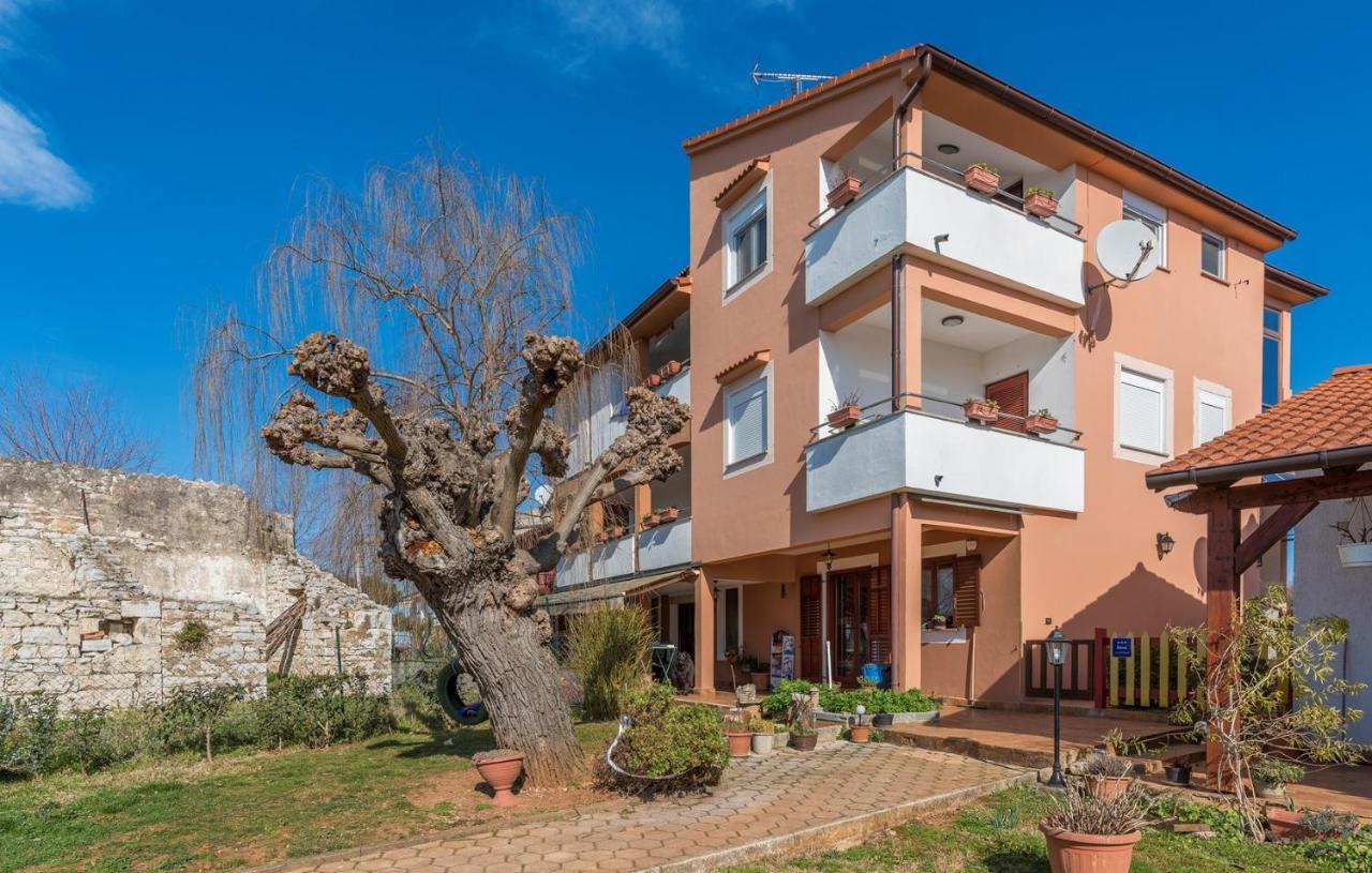 Apartments Ulika Červar-Porat Kültér fotó